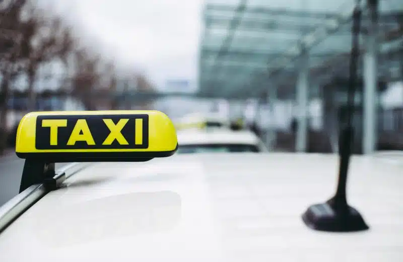 Comment bénéficier des services d’un taxi conventionné ?