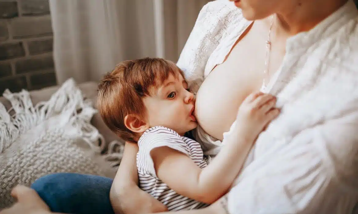 Les nombreux bienfaits de l’allaitement maternel et les clés pour réussir son allaitement