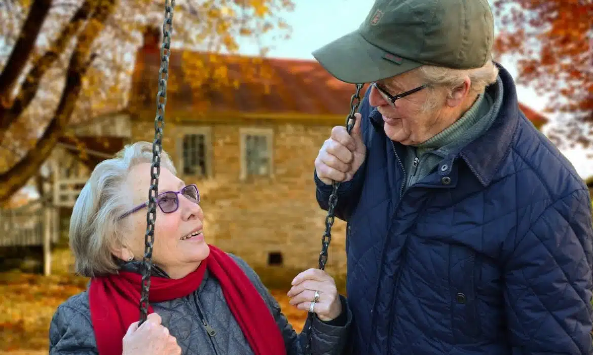 Prévention efficace des chutes chez les personnes âgées : découvrez les meilleures pratiques