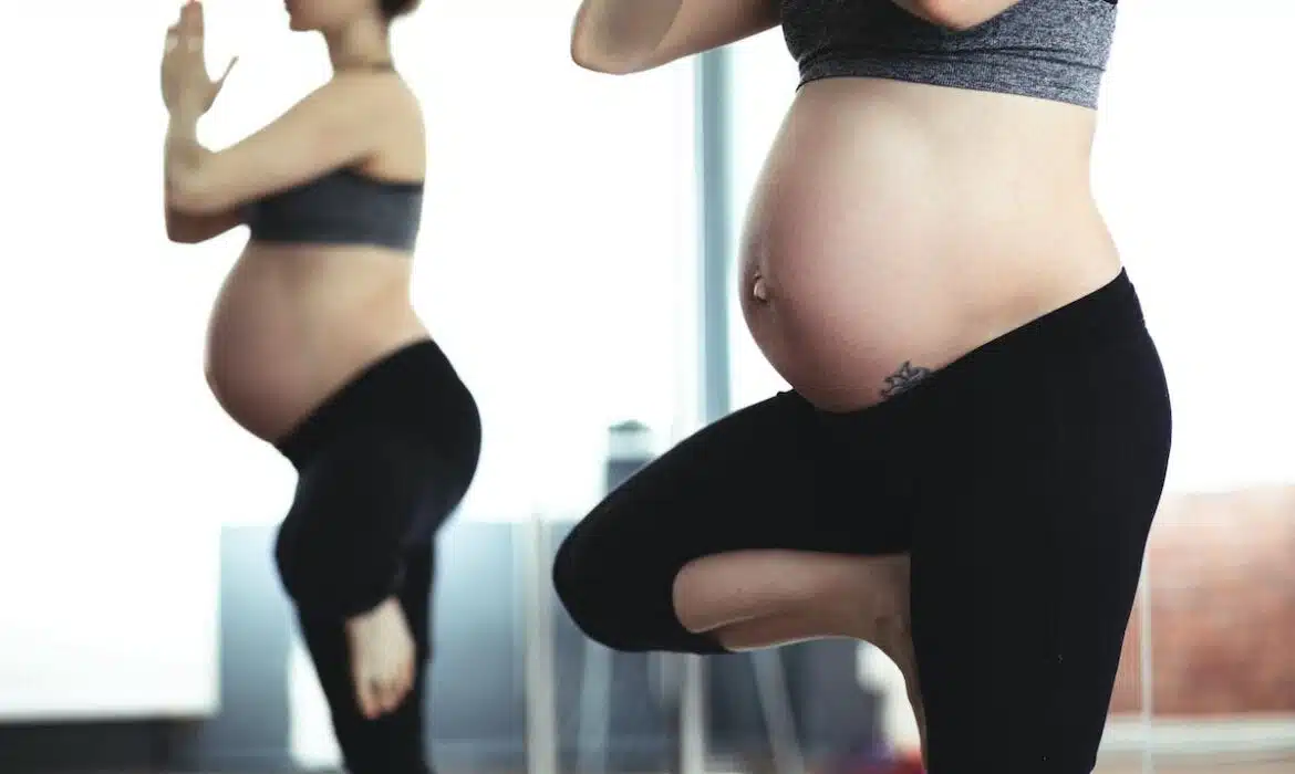 Minimisez les nausées matinales pendant la grossesse avec ces conseils pratiques
