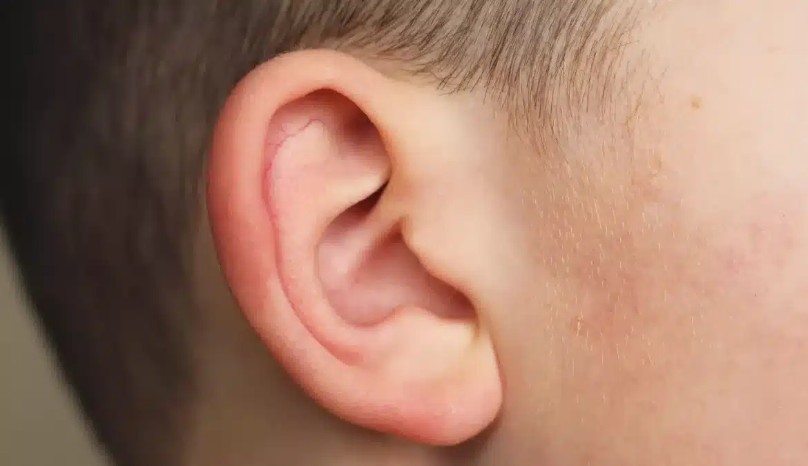 Tout ce que vous devez savoir sur le bouton sur le lobe de l’oreille: Causes, traitements