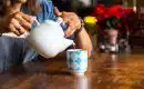 Comment préparer des décoctions et des infusions naturelles